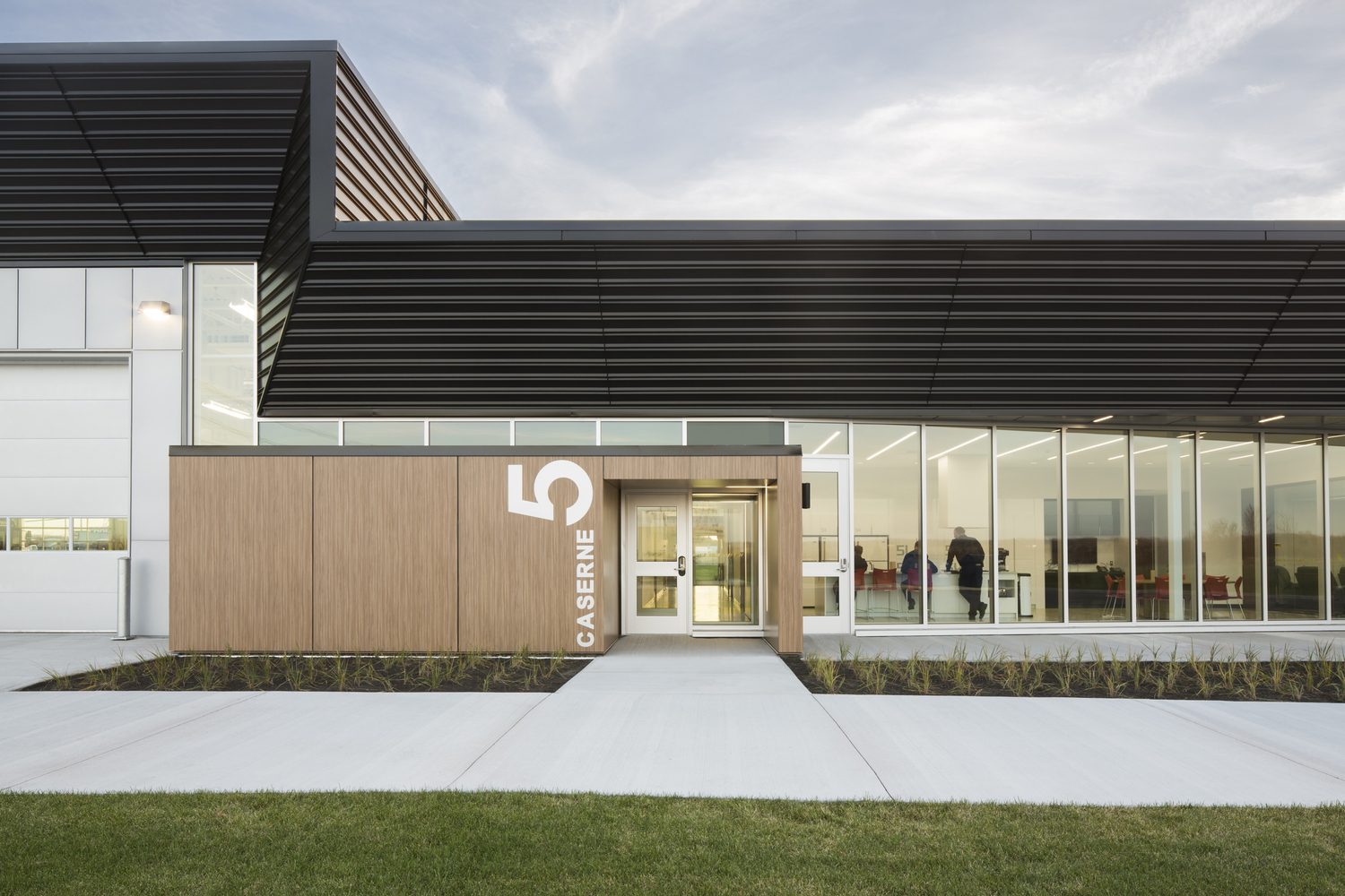 Caserne 5 entrance